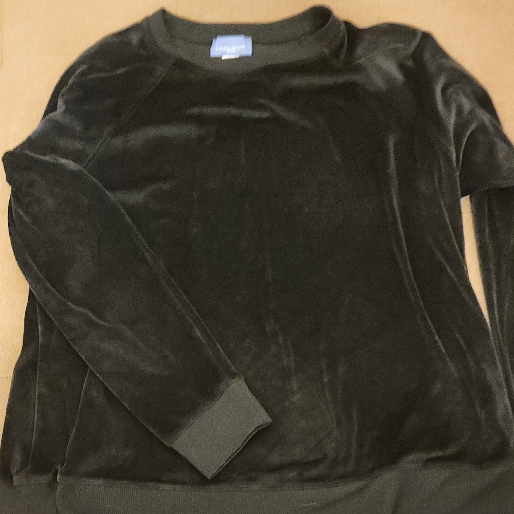 Laura Scott Black Velvet Blouse